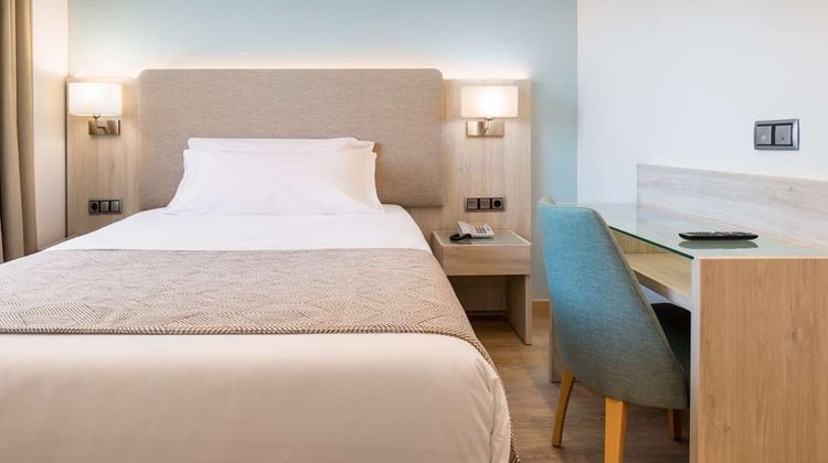 Occidental Sevilla Viapol Room