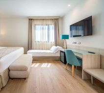 Occidental Sevilla Viapol Room