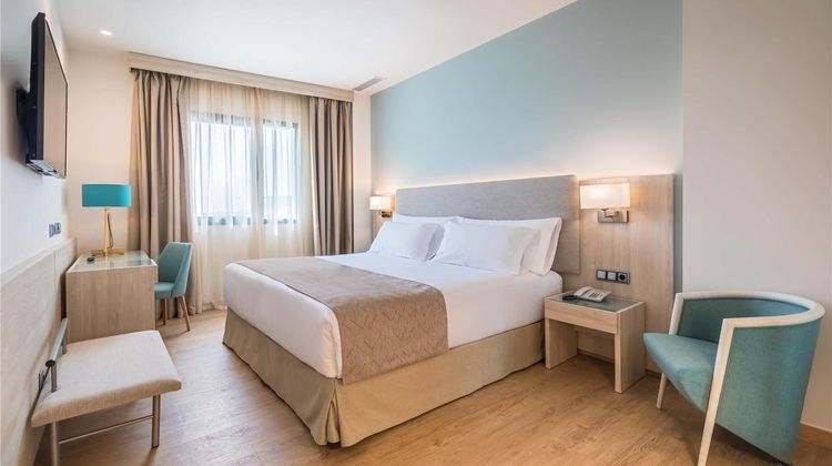 Occidental Sevilla Viapol Room