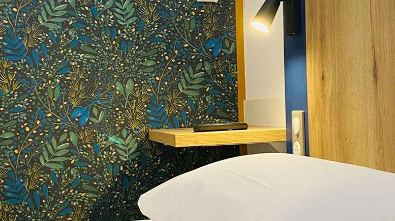 <b>B&B Hotel Chalon-sur-Saone Nord Room</b>. Images powered by <a href="https://iceportal.shijigroup.com/" title="IcePortal" target="_blank">IcePortal</a>.