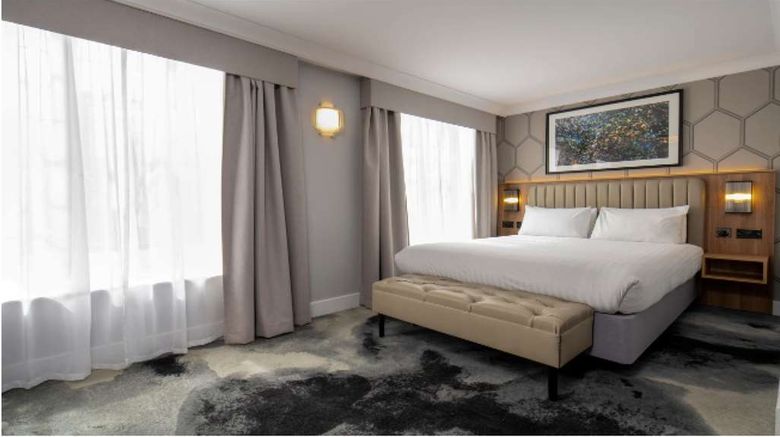 <b>London Chigwell, BW Signature Collection Room</b>. Images powered by <a href="https://iceportal.shijigroup.com/" title="IcePortal" target="_blank">IcePortal</a>.