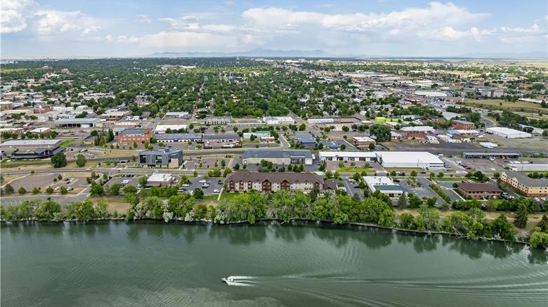 <b>Best Western Plus Riverfront Hotel & Sui Exterior</b>. Images powered by <a href="https://iceportal.shijigroup.com/" title="IcePortal" target="_blank">IcePortal</a>.