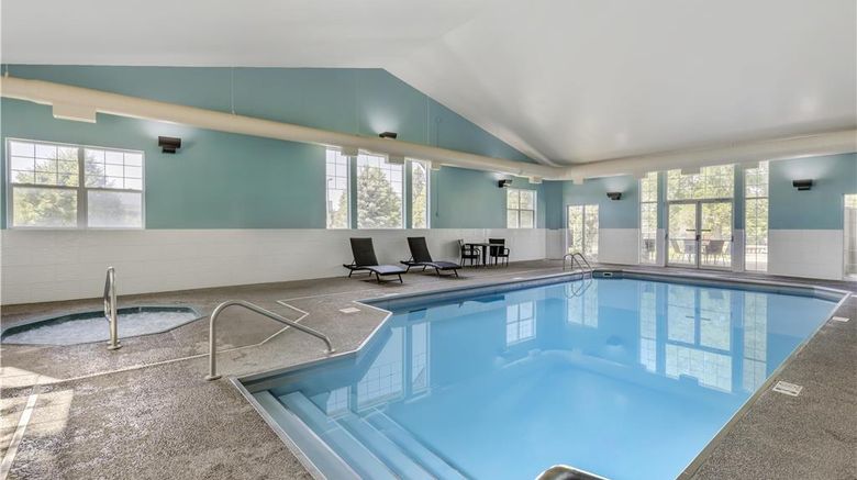 <b>Best Western Plus Riverfront Hotel & Sui Pool</b>. Images powered by <a href="https://iceportal.shijigroup.com/" title="IcePortal" target="_blank">IcePortal</a>.