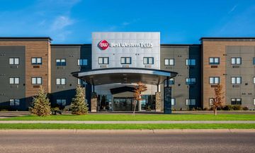 Best Western Plus Winkler