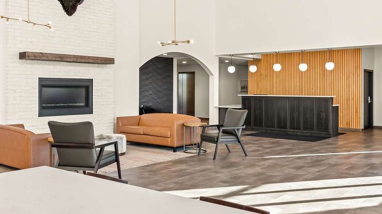 <b>Best Western Plus Winkler Lobby</b>. Images powered by <a href="https://iceportal.shijigroup.com/" title="IcePortal" target="_blank">IcePortal</a>.