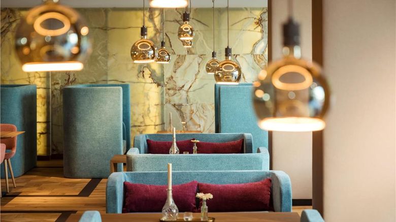 <b>Austria Trend Hotel Maximilian Restaurant</b>. Images powered by <a href="https://iceportal.shijigroup.com/" title="IcePortal" target="_blank">IcePortal</a>.