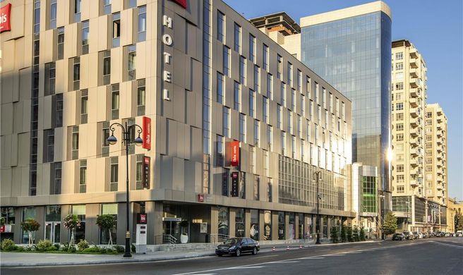 Ibis Baku City Exterior