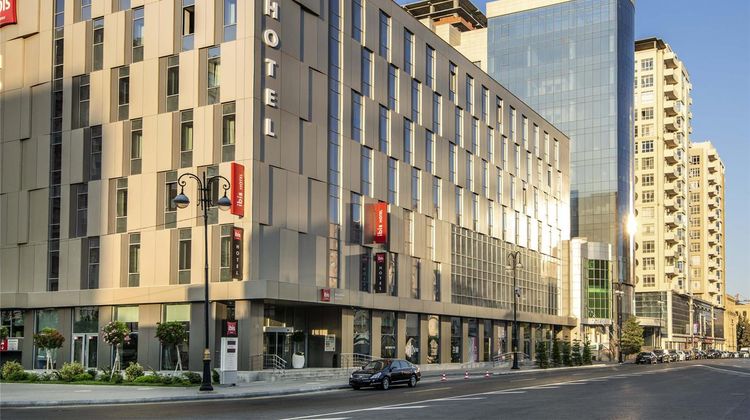 Ibis Baku City Exterior