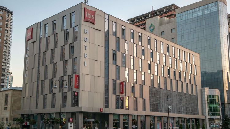 Ibis Baku City Exterior