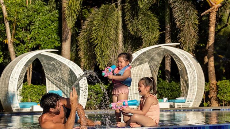 Moevenpick Resort & Spa Boracay Pool