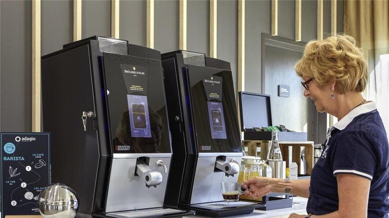 <b>Aparthotel Adagio & Spa Vannes Restaurant</b>. Images powered by <a href="https://iceportal.shijigroup.com/" title="IcePortal" target="_blank">IcePortal</a>.