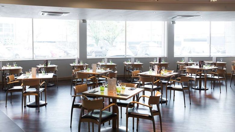 <b>Best Western London Heathrow Ariel Hotel Restaurant</b>. Images powered by <a href="https://iceportal.shijigroup.com/" title="IcePortal" target="_blank">IcePortal</a>.