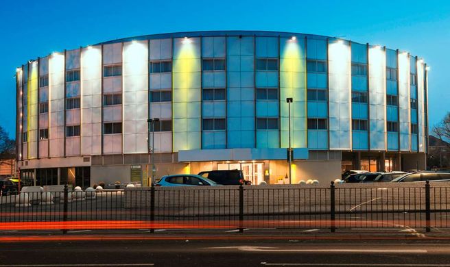 Best Western London Heathrow Ariel Hotel Exterior