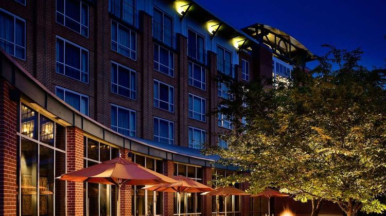 The Chattanoogan Hotel, Curio Collection Exterior