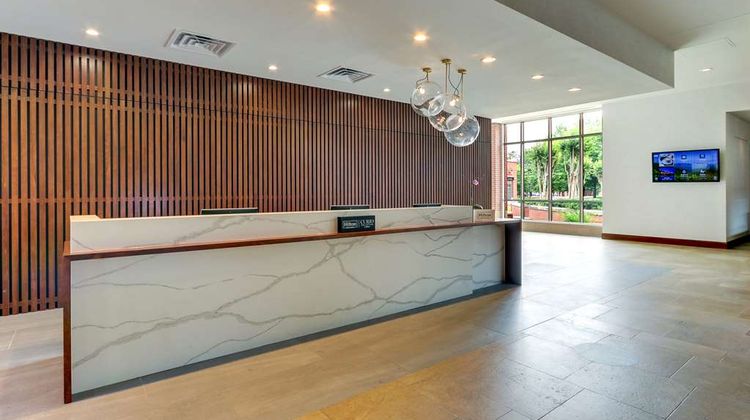 The Chattanoogan Hotel, Curio Collection Lobby
