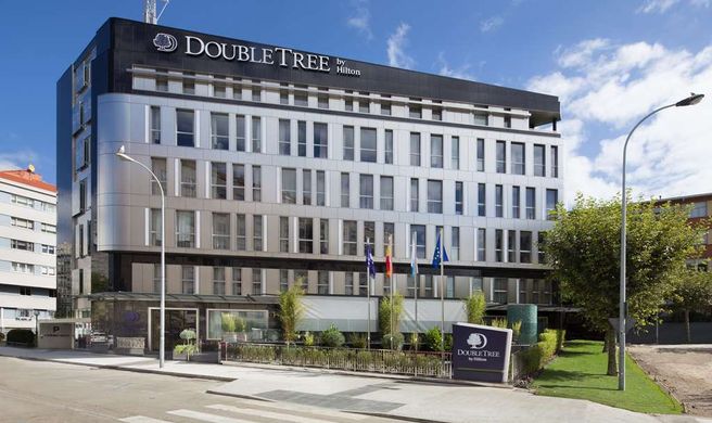 DoubleTree by Hilton A Coruna Exterior