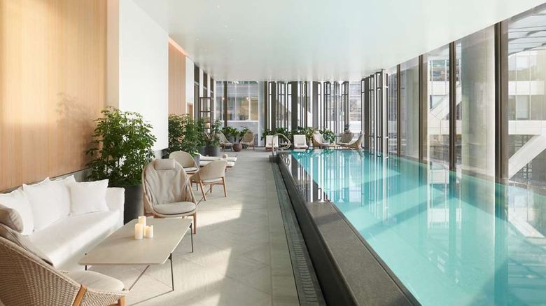 <b>Pan Pacific London Pool</b>. Images powered by <a href="https://iceportal.shijigroup.com/" title="IcePortal" target="_blank">IcePortal</a>.