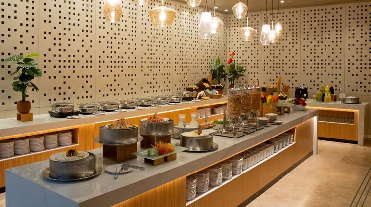 Hilton San Salvador Restaurant