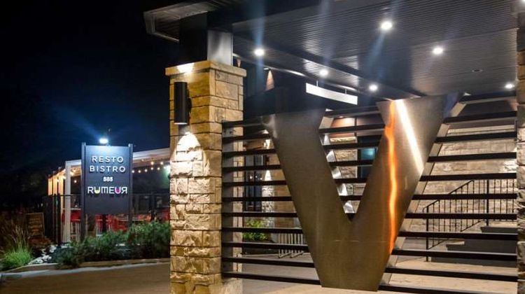 Hotel V Exterior