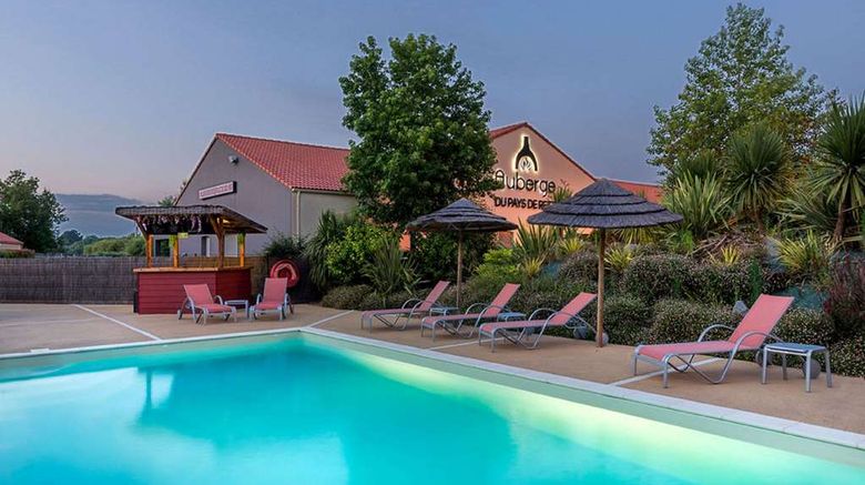 <b>Best Western Nuit de Retz Nantes Sud Pool</b>. Images powered by <a href="https://iceportal.shijigroup.com/" title="IcePortal" target="_blank">IcePortal</a>.