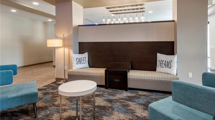 MainStay Suites Lobby