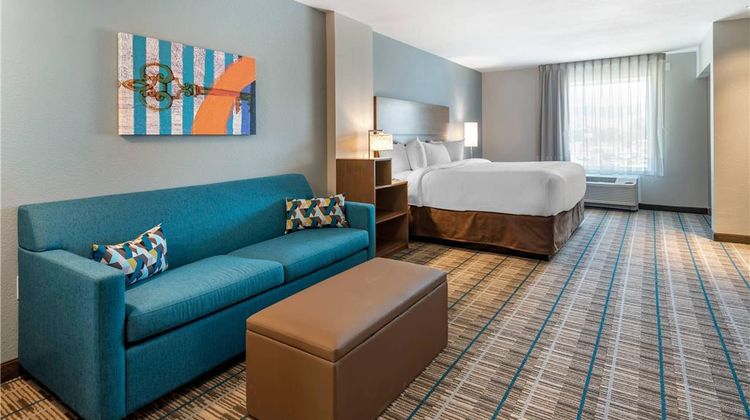 MainStay Suites Suite