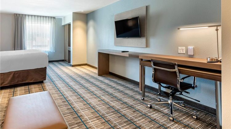 MainStay Suites Suite
