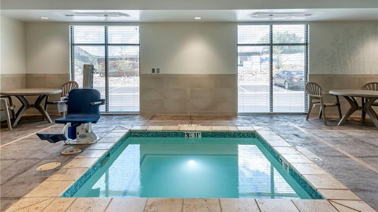 MainStay Suites Pool