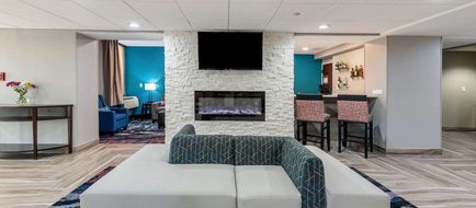 Comfort Inn Schaumburg Lobby