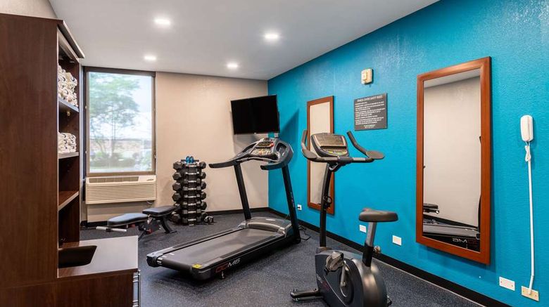 <b>Comfort Inn Schaumburg Health</b>. Images powered by <a href="https://iceportal.shijigroup.com/" title="IcePortal" target="_blank">IcePortal</a>.