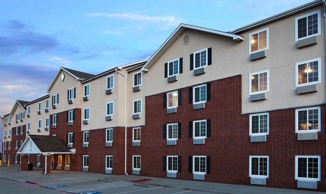 WoodSpring Suites McKinney Exterior