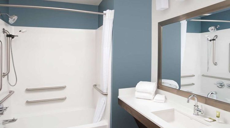 WoodSpring Suites McKinney Room