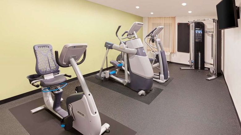 <b>WoodSpring Suites Signature Las Colinas Health</b>. Images powered by <a href="https://iceportal.shijigroup.com/" title="IcePortal" target="_blank">IcePortal</a>.