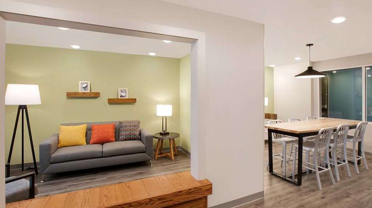 WoodSpring Suites Signature North Dallas Lobby