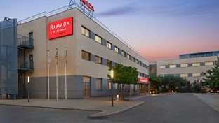 Ramada by Wyndham Valencia Almussafes