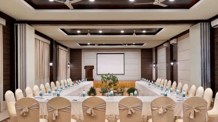Ramada by Wyndham Mussoorie Mall Road Meeting