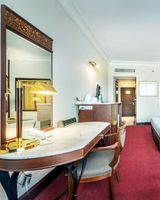 Ramada by Wyndham Bangkok Chaophya Park