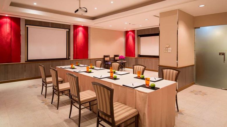 <b>Ramada by Wyndham Bangkok Chaophya Park Meeting</b>. Images powered by <a href="https://iceportal.shijigroup.com/" title="IcePortal" target="_blank">IcePortal</a>.