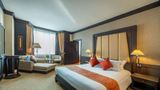 Ramada by Wyndham Bangkok Chaophya Park Room