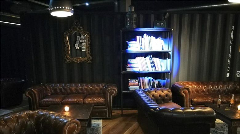 <b>Loftstyle Hotel Hannover, BW Signature Lobby</b>. Images powered by <a href="https://iceportal.shijigroup.com/" title="IcePortal" target="_blank">IcePortal</a>.