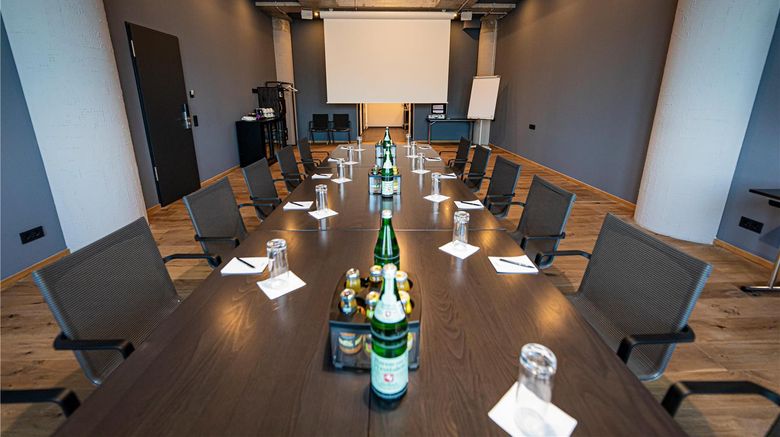 <b>Loftstyle Hotel Hannover, BW Signature Meeting</b>. Images powered by <a href="https://iceportal.shijigroup.com/" title="IcePortal" target="_blank">IcePortal</a>.