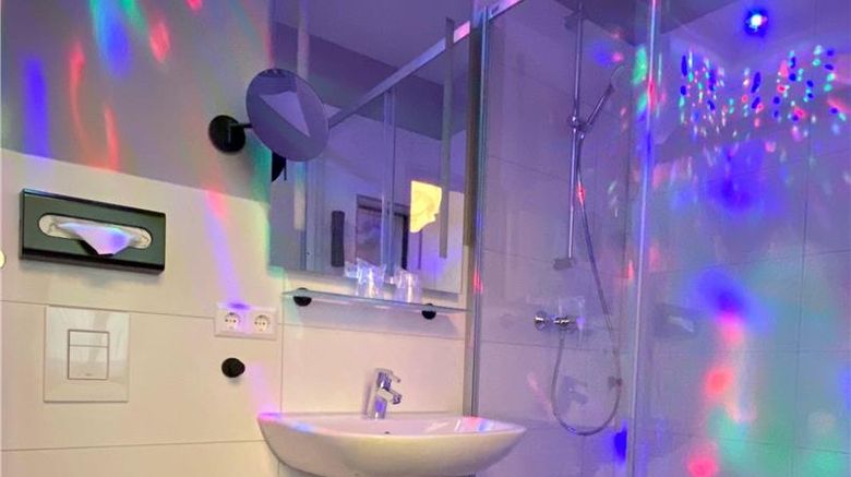 <b>Loftstyle Hotel Hannover, BW Signature Room</b>. Images powered by <a href="https://iceportal.shijigroup.com/" title="IcePortal" target="_blank">IcePortal</a>.