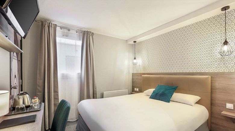 <b>Sure Hotel by BW Calais Coquelles Tunnel Room</b>. Images powered by <a href="https://iceportal.shijigroup.com/" title="IcePortal" target="_blank">IcePortal</a>.