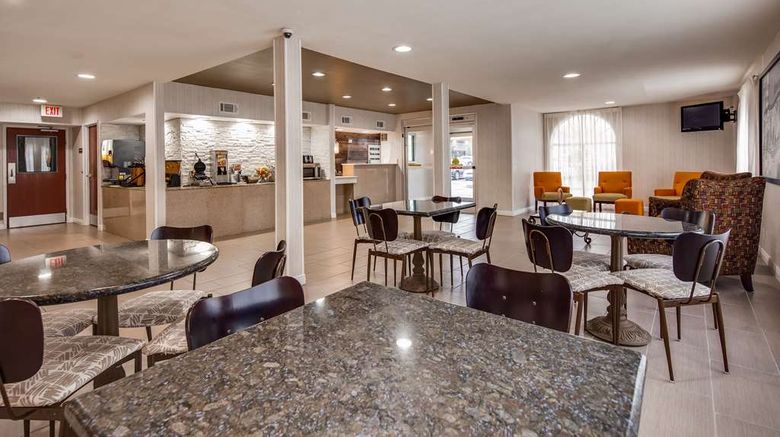 <b>SureStay Hotel by BW Alexandria Airport Restaurant</b>. Images powered by <a href="https://iceportal.shijigroup.com/" title="IcePortal" target="_blank">IcePortal</a>.