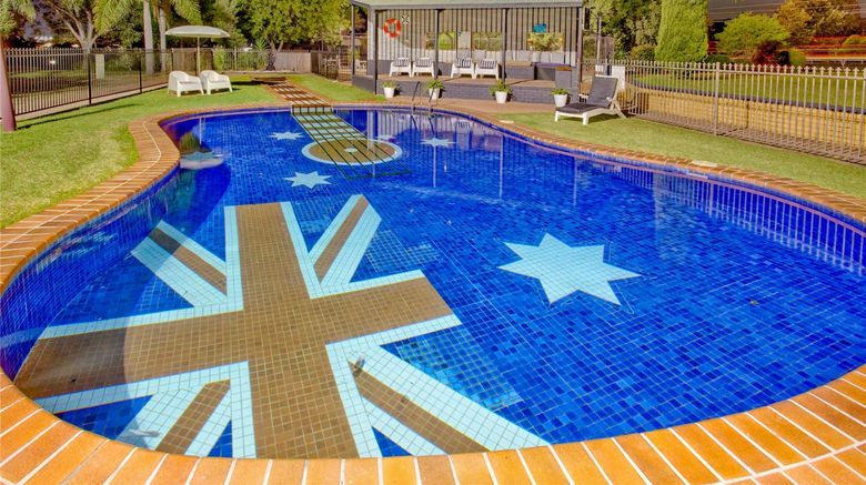 <b>Econo Lodge Savannah Park Tamworth Pool</b>. Images powered by <a href="https://iceportal.shijigroup.com/" title="IcePortal" target="_blank">IcePortal</a>.
