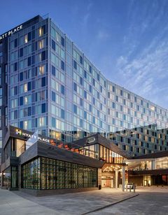 Hyatt Place Boston Seaport District