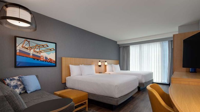 <b>Hyatt Place Boston Seaport District Room</b>. Images powered by <a href="https://iceportal.shijigroup.com/" title="IcePortal" target="_blank">IcePortal</a>.