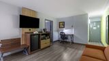 Best Western Plus St Louis Westport Room
