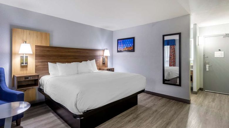 <b>Best Western Plus St Louis Westport Room</b>. Images powered by <a href="https://iceportal.shijigroup.com/" title="IcePortal" target="_blank">IcePortal</a>.