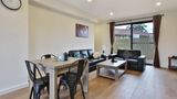 Quality Apartments Dandenong Room